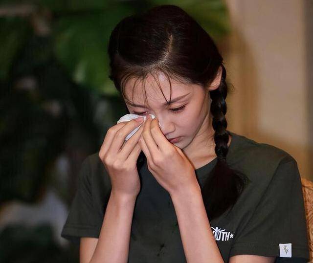 冯小刚直言：她太能装了，永远都红不了，更别提拿奖了